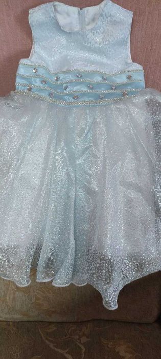 Шикарное новогоднее платье