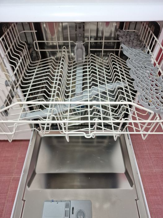 Продам посудомойку