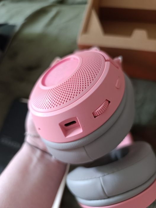 Наушники Razer Kraken Kitty V2 BT