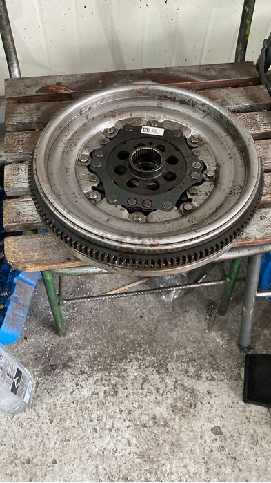 Volanta cutie dsg dq381