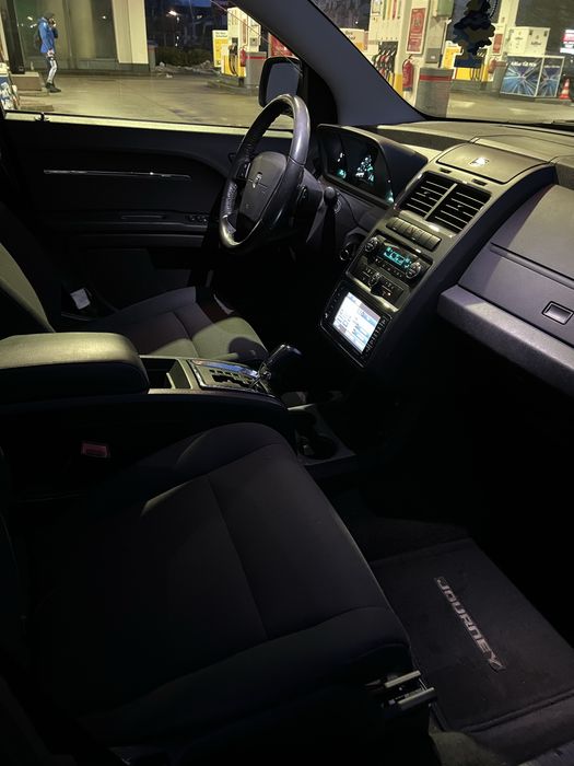 Dodge journey (fiat Freemont) 2.4 benzina si cutie automata  7 locuri