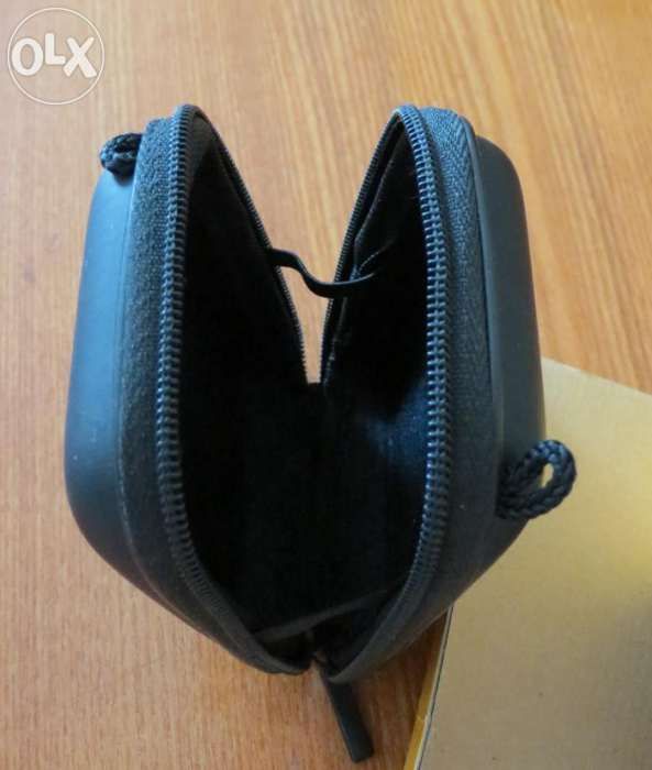 Чехол для цифровой фотокамеры.