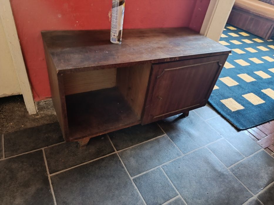 Стари мебели (подарявам)