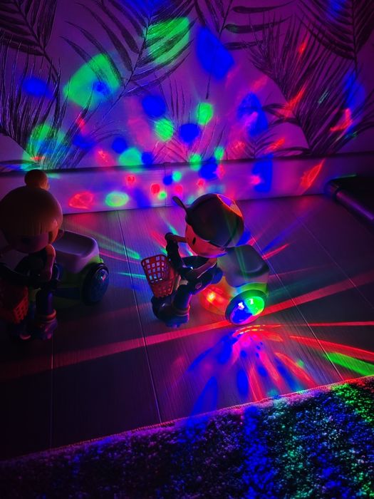 Игрушку детскую музыкальную