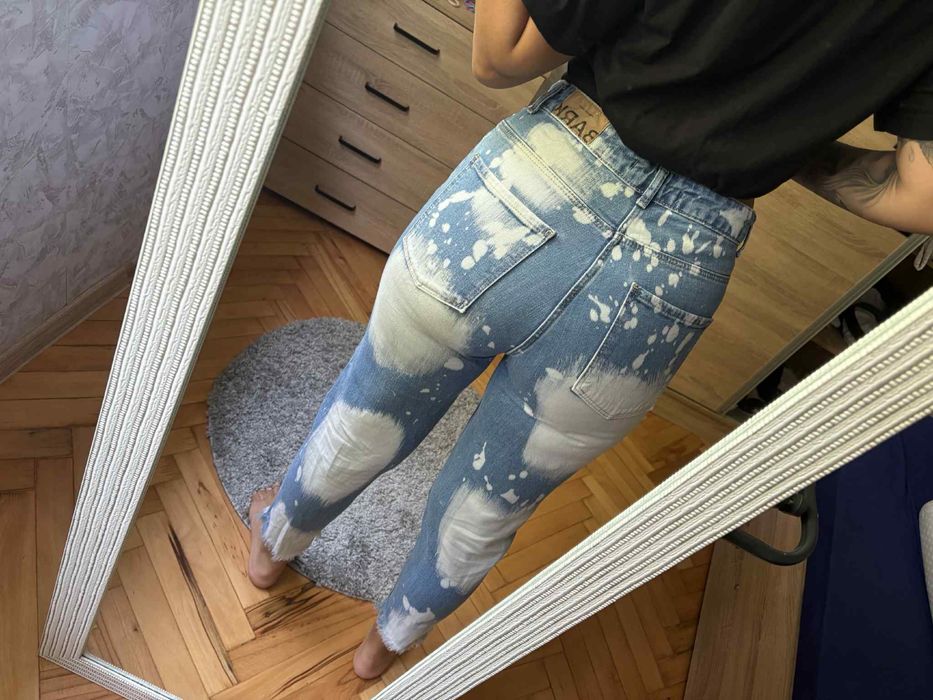 Дамски дънки.