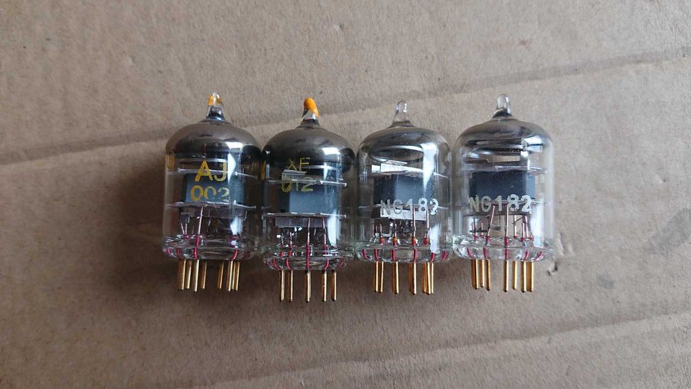 Нови 4броя радиолампи TESLA gold pin E180F .