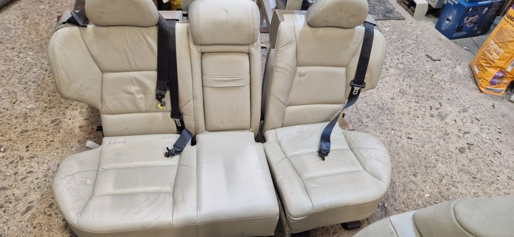 Interior de piele Volvo V70 N