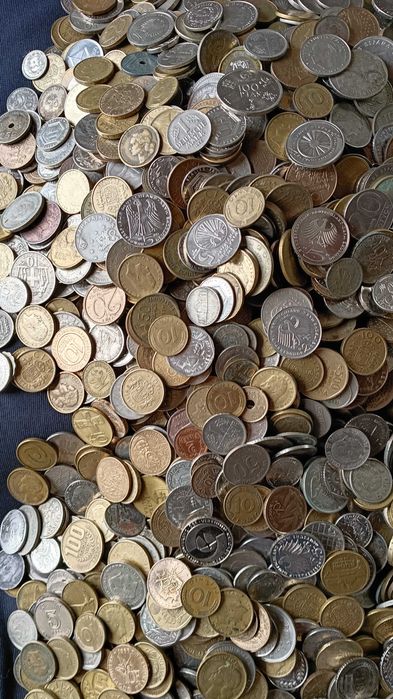 peste 300 monede vechi ieite din circulatie