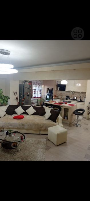 Vând apartament cu 2 camere
