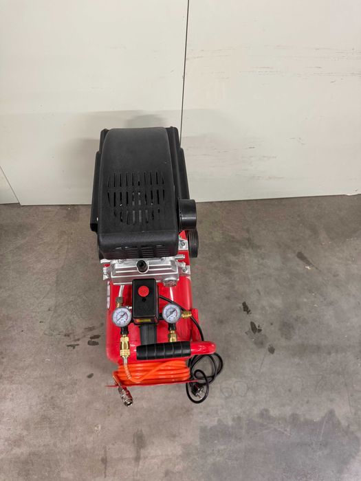 Компресор  24L 1.5kW с 5м маркуч RD-AC12