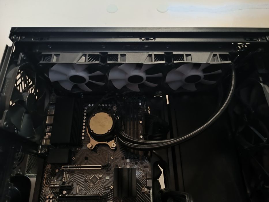 Водно охлаждане за процесор ASUS ROG STRIX LC II 360 ARGB, AIO за AMD AM5 Сокет