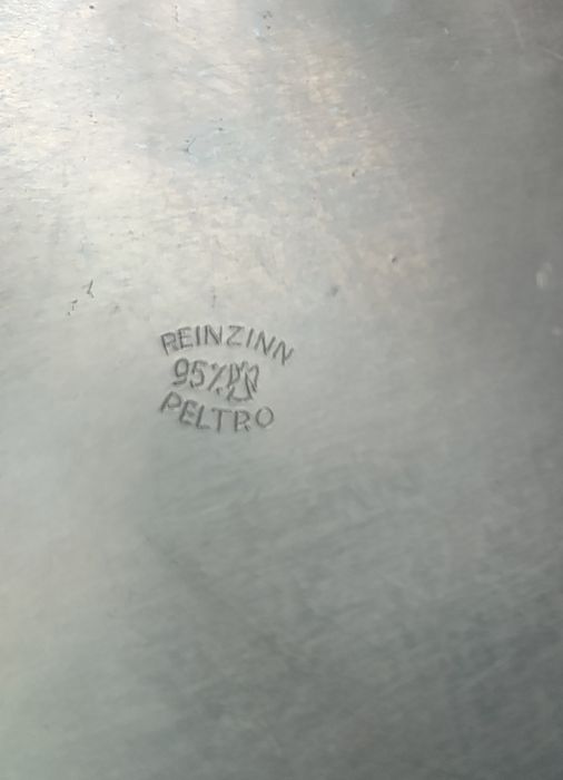 Стара немска калаена кана за вино