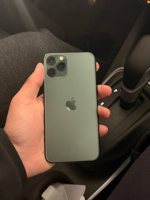 Iphone 11 pro max 64 gb ekran arginal qo’yilgan