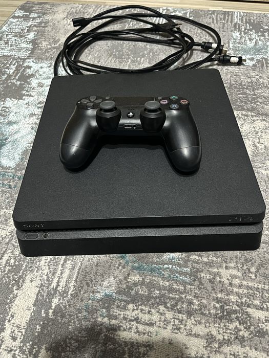 Ps4 slim 500gb plus in stare buna