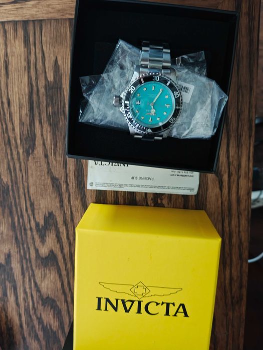 Invicta Pro Чисто нов