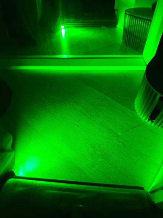 Dyson V6 Безкабелна прахосмукачка - пълен комплект + Laser