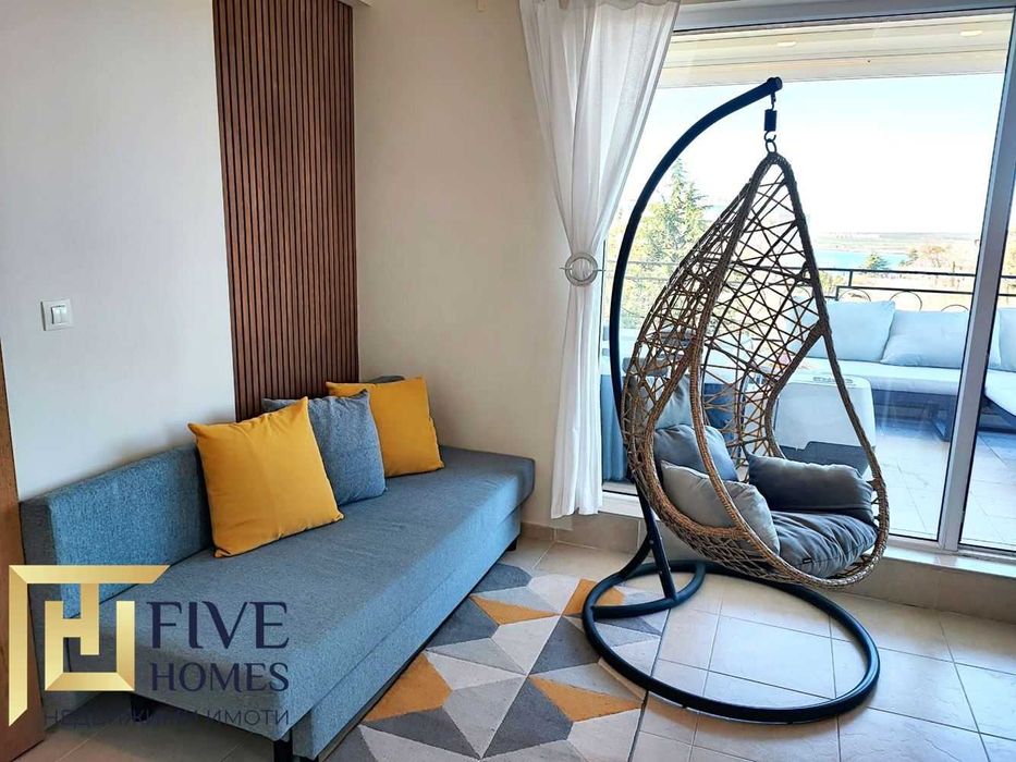 Продава се Двустаен апартамент в Бургас, Център - 62 кв.м за 1533 €/кв.м - Снимка #4