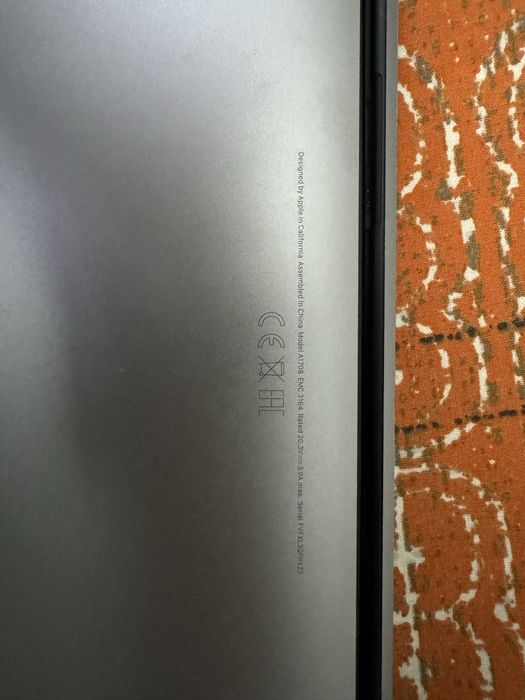 Macbook 13 экран