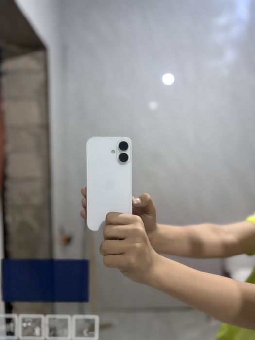 Iphone 16 eSIM 256 гб