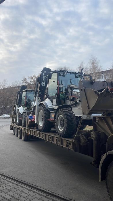 Эксковатор погрузчик 3в1