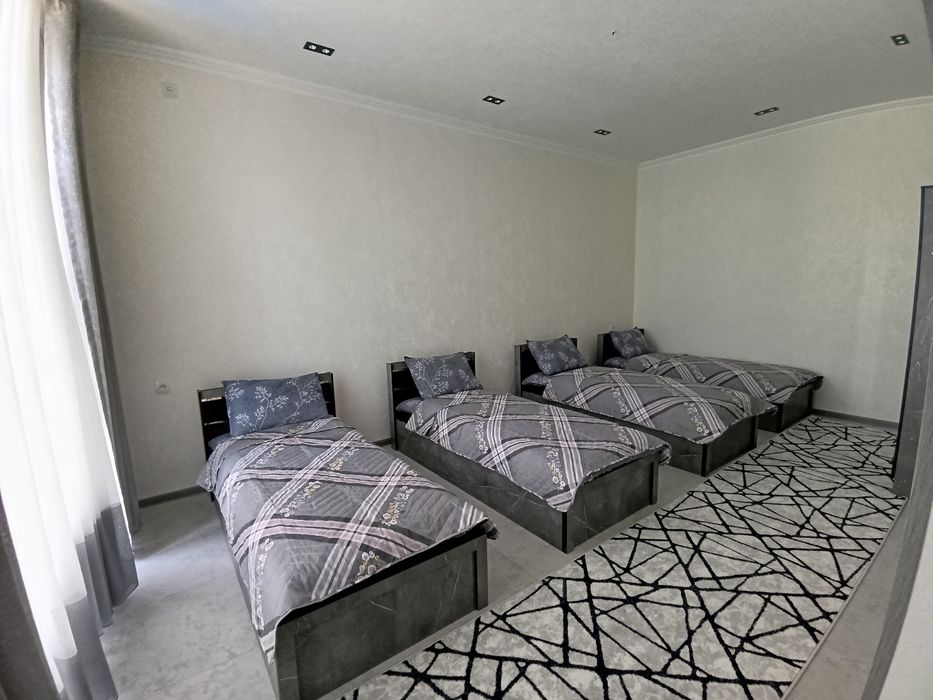 Oq tosh dacha oila uchun