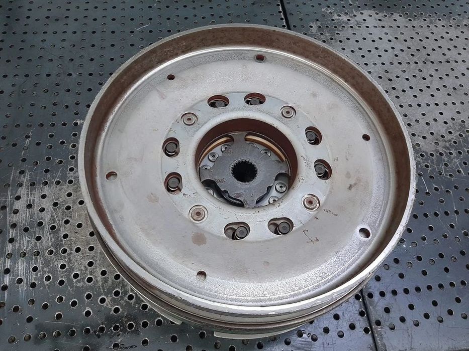 volanta masa dubla cutie automata 2.0 tdi deu audi a4 b9 8w 2018 0ck105317ae