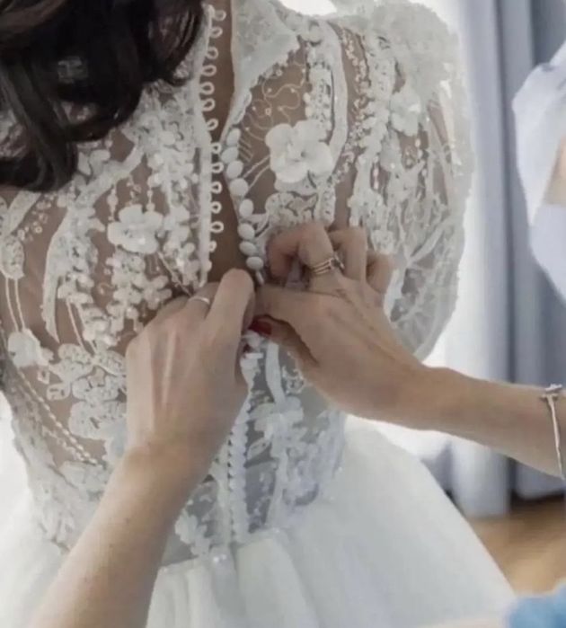 Свадебное платье