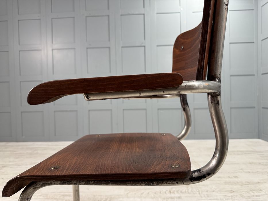 Винтидж стол по дизайн на Mart Stam Р407