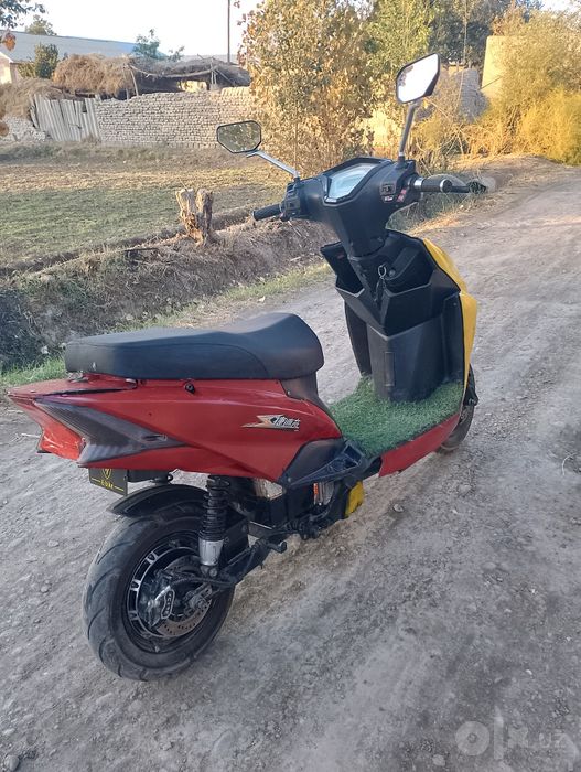 Skuter sotiladi.