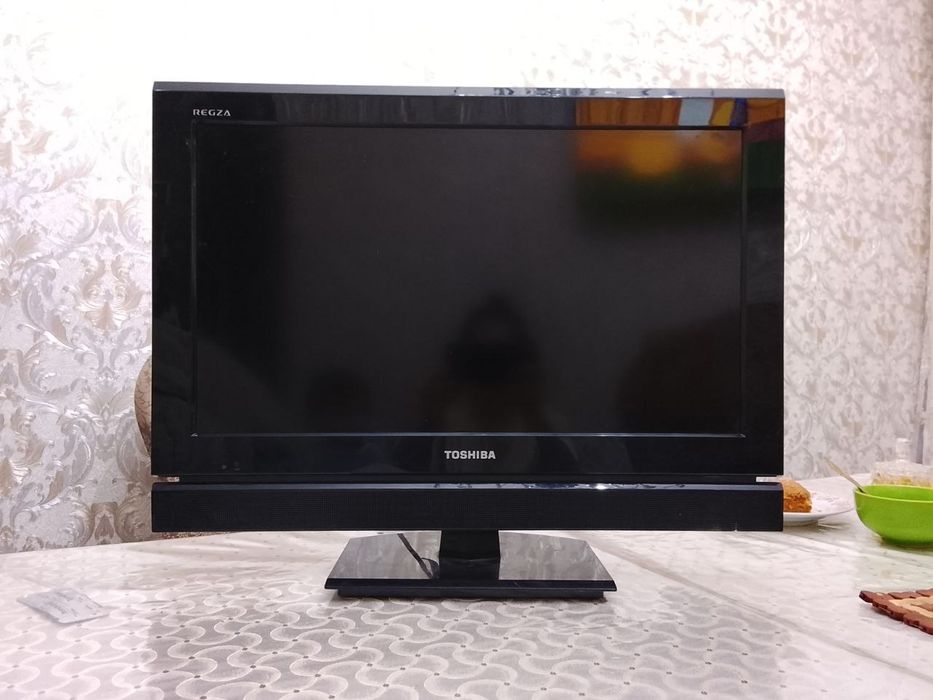 Телевизор сотилади TOSHIBA