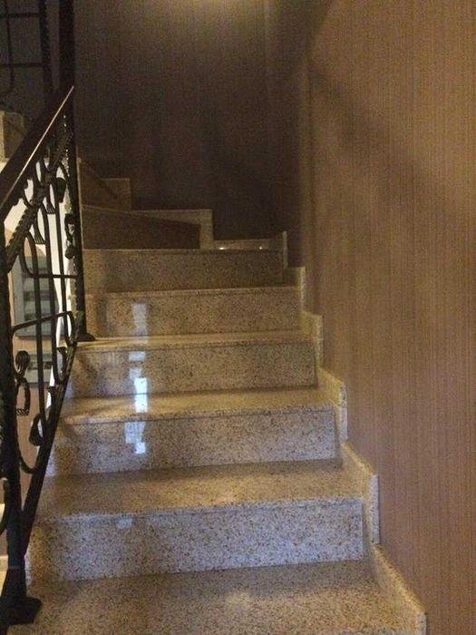 Дава се под наем Къща в София, Зона Б-18 - 300 кв.м за 2000 € - Снимка #4