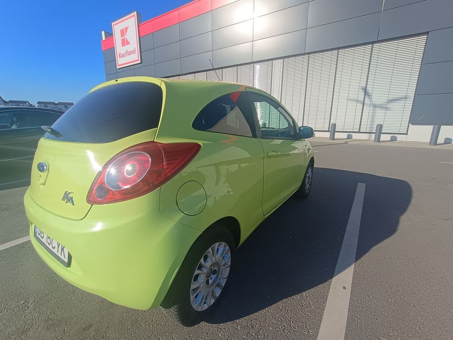 Se vinde  Ford Ka