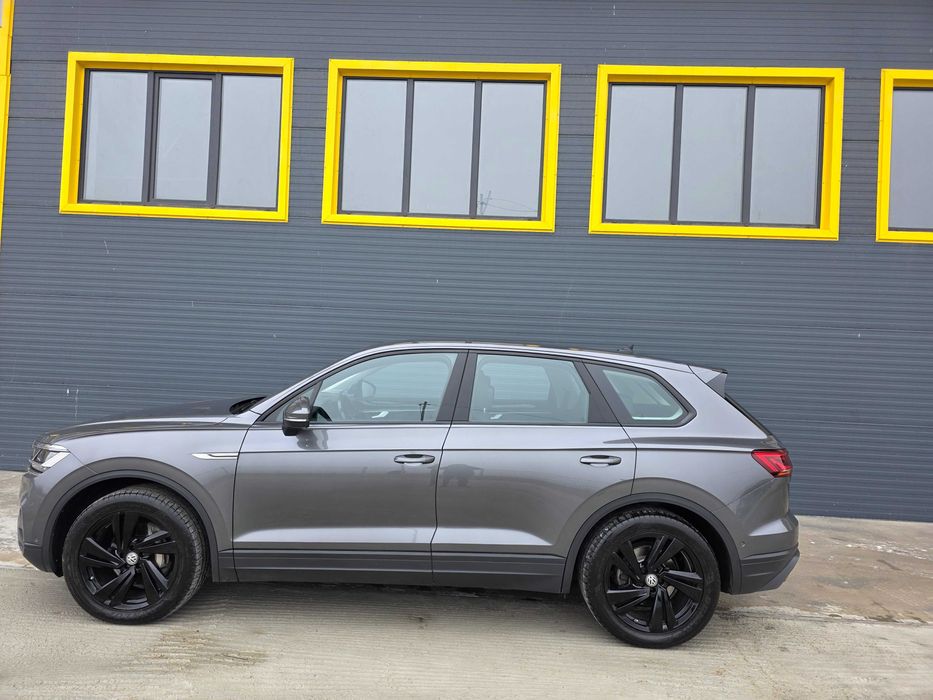 Set 4 roti de iarna originale VW Touareg 3 black 20″ ANVELOPE DE VARA