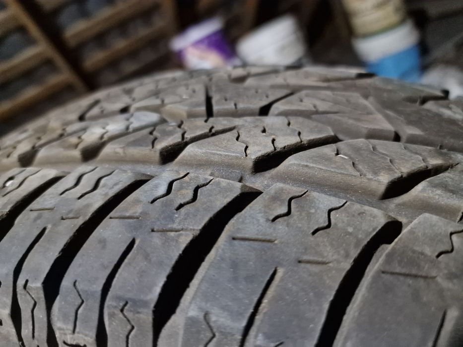 Покрышка 235/75 R15