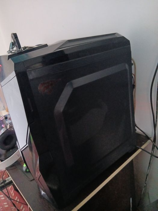 Настольные компьютеры