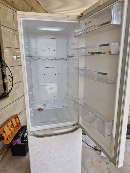 Холодильник сатылады