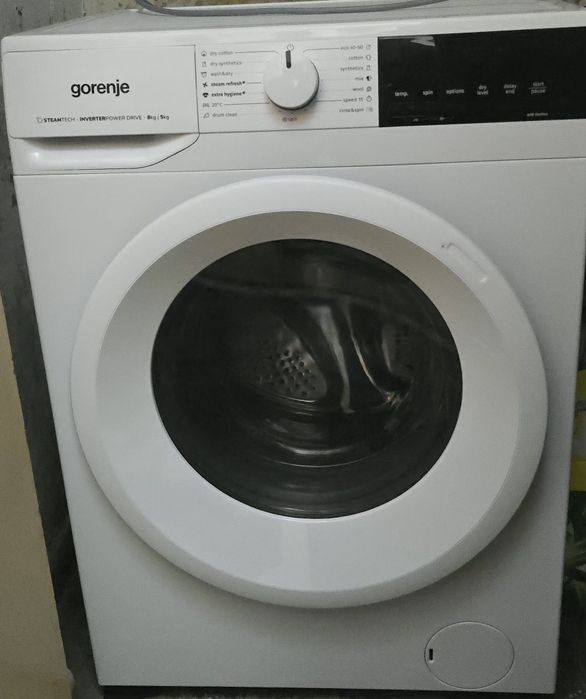 Mașină de spălat cu uscator