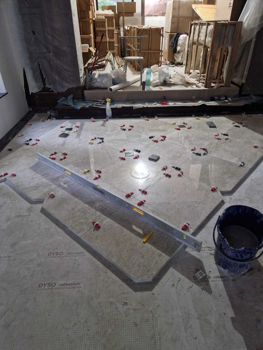 Meseriaș Amenajări Interioare Iași – Gresie, Faianță, Renovări Rapide