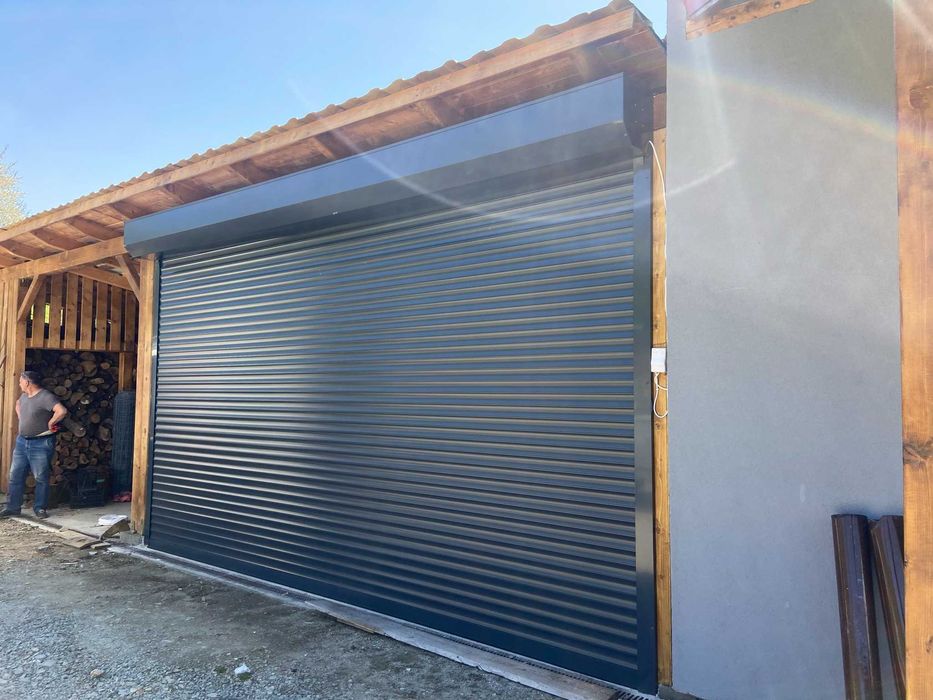 Uși de garaj tip rulou aluminiu – producător Marketroll