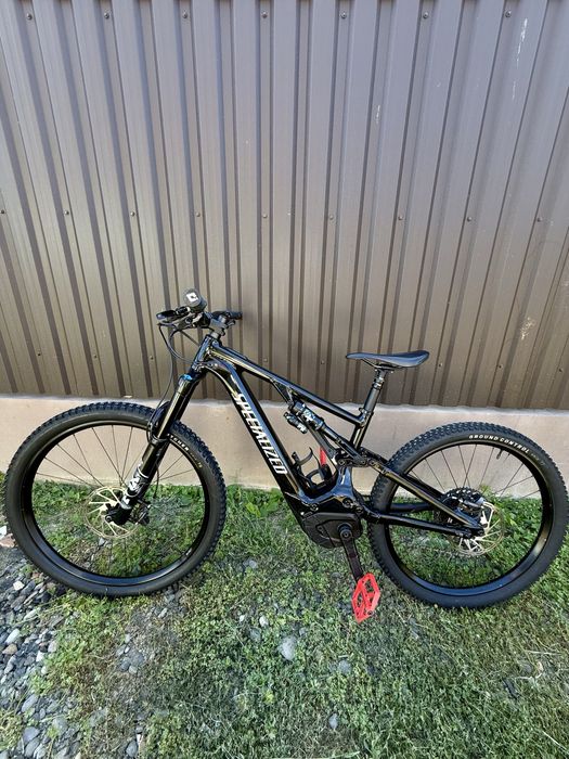 Specialized Turbo Levo 700 Wh electrica