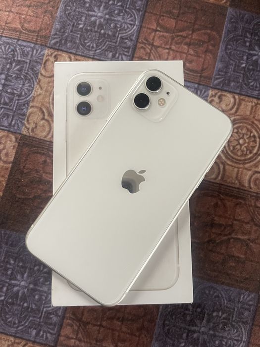 Продам Apple iPhone 11 128Gb Белый