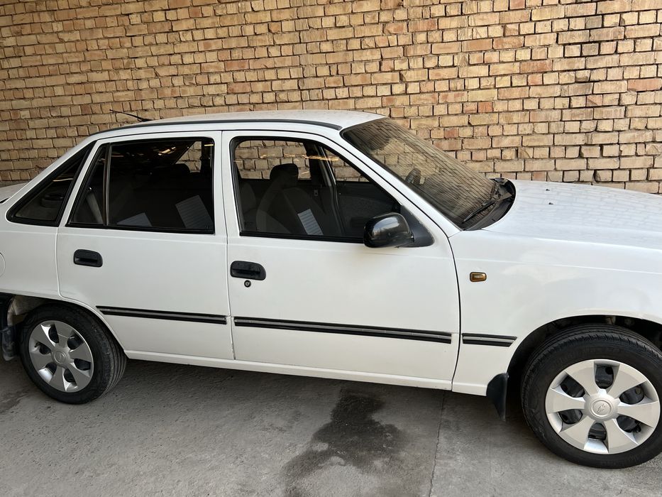 Нексия 1сотилади