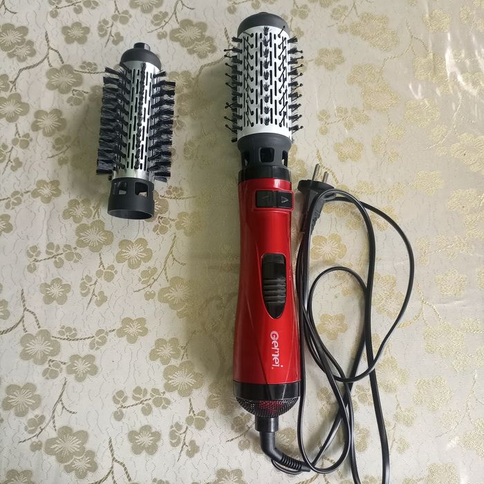 Продаётся Фен для волос