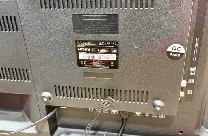 Телевизор BALUPUNKT SMART 43 ''