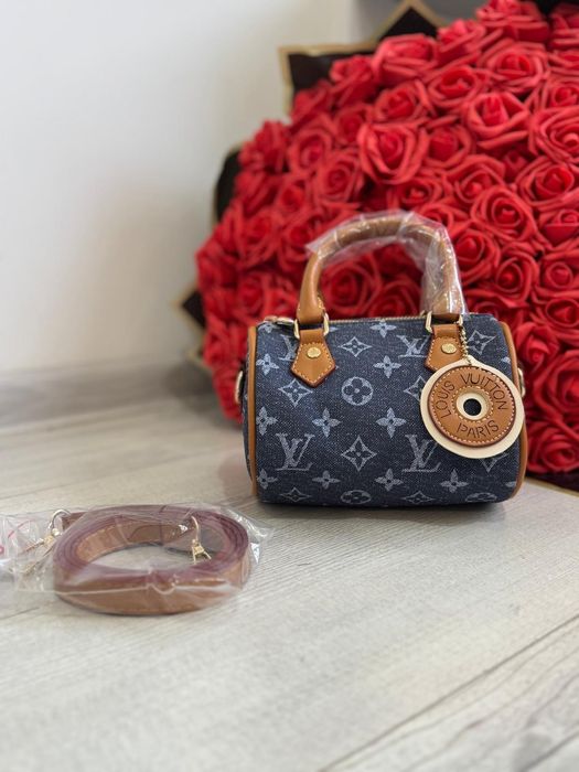 Топ мини дамски чанти