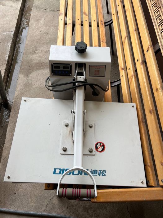 Термопресс сотилади (футболкага принт босиш учун)