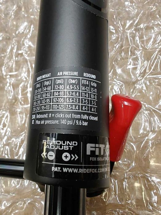 FOX PERFORMANCE 38, 160mm , 29', FLOAT , GRIP, нова вилка