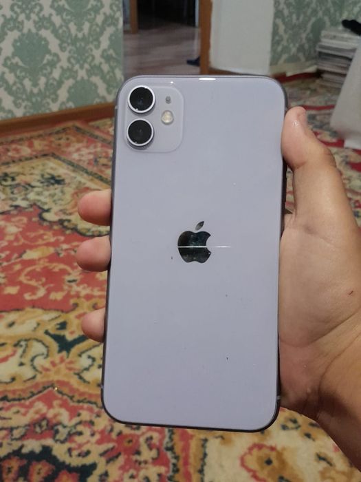 Продается IPhone 11