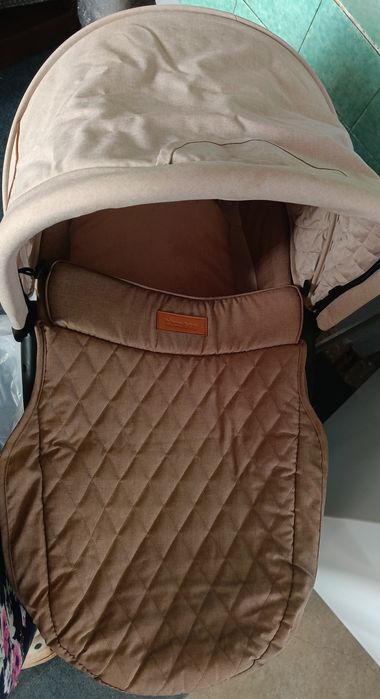 Продавам бебешка количка