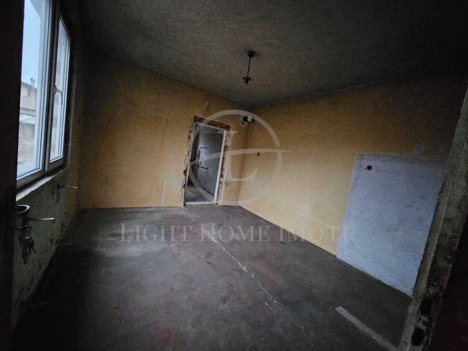 Продава се Къща в с. Крумово, Област Пловдив - 291 кв.м за 753 €/кв.м - Снимка #2